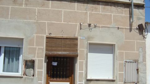 Solvia Inmobiliaria  Chalet adosado Algueña