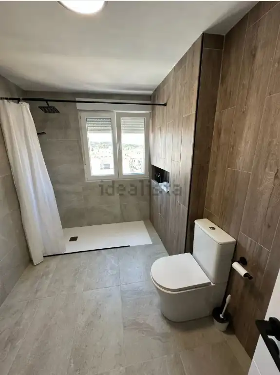 Baño de Ático en venta en Alhaurín El Grande con Aire acondicionado, Terraza y Amueblado