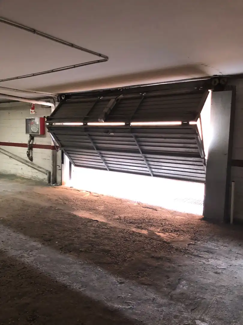 Aparcament de Garatge en venda en Sant Cugat del Vallès