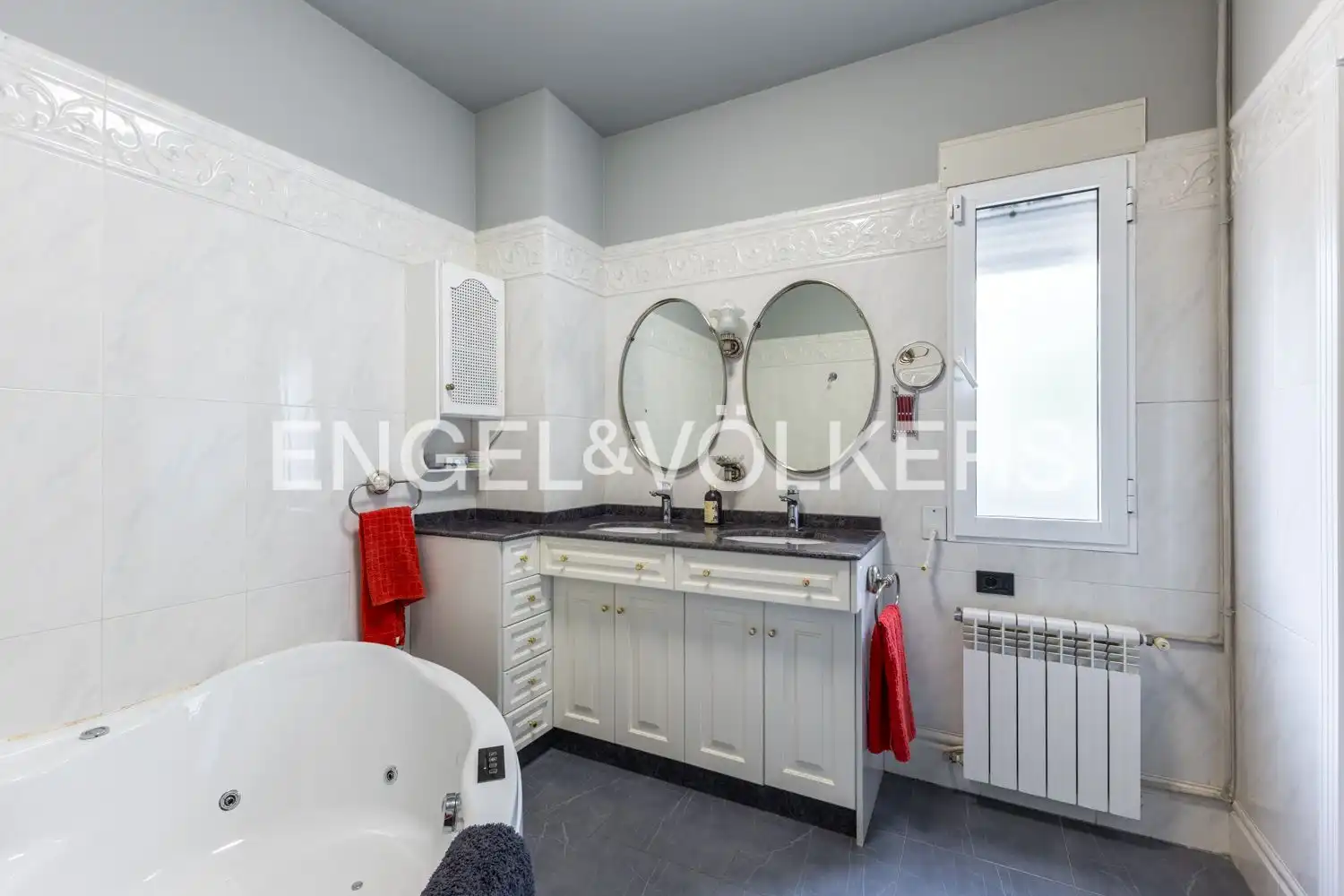 Baño de Casa o chalet en venta en Enguera con Aire acondicionado, Calefacción y Jardín privado