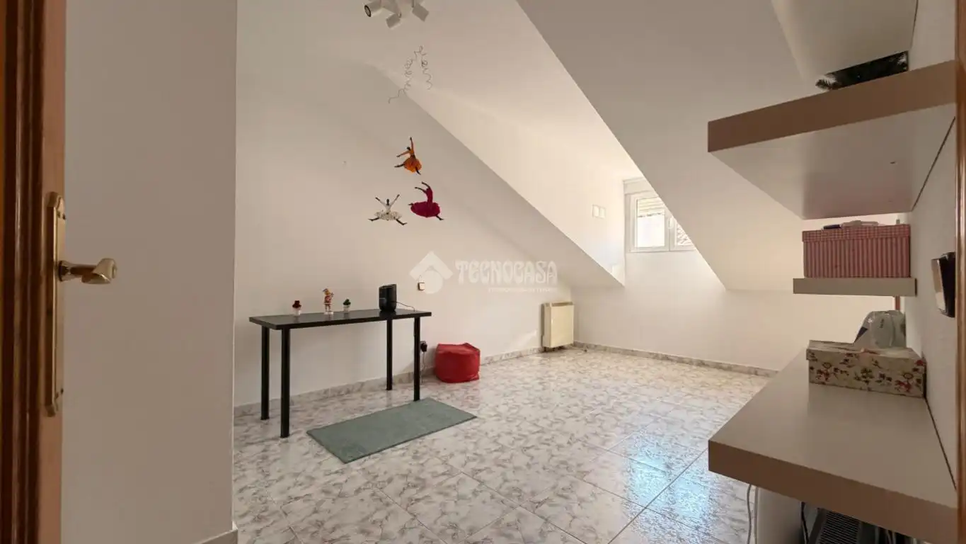 Piso en venta en Velilla de San Antonio con Aire acondicionado, Calefacción y Trastero