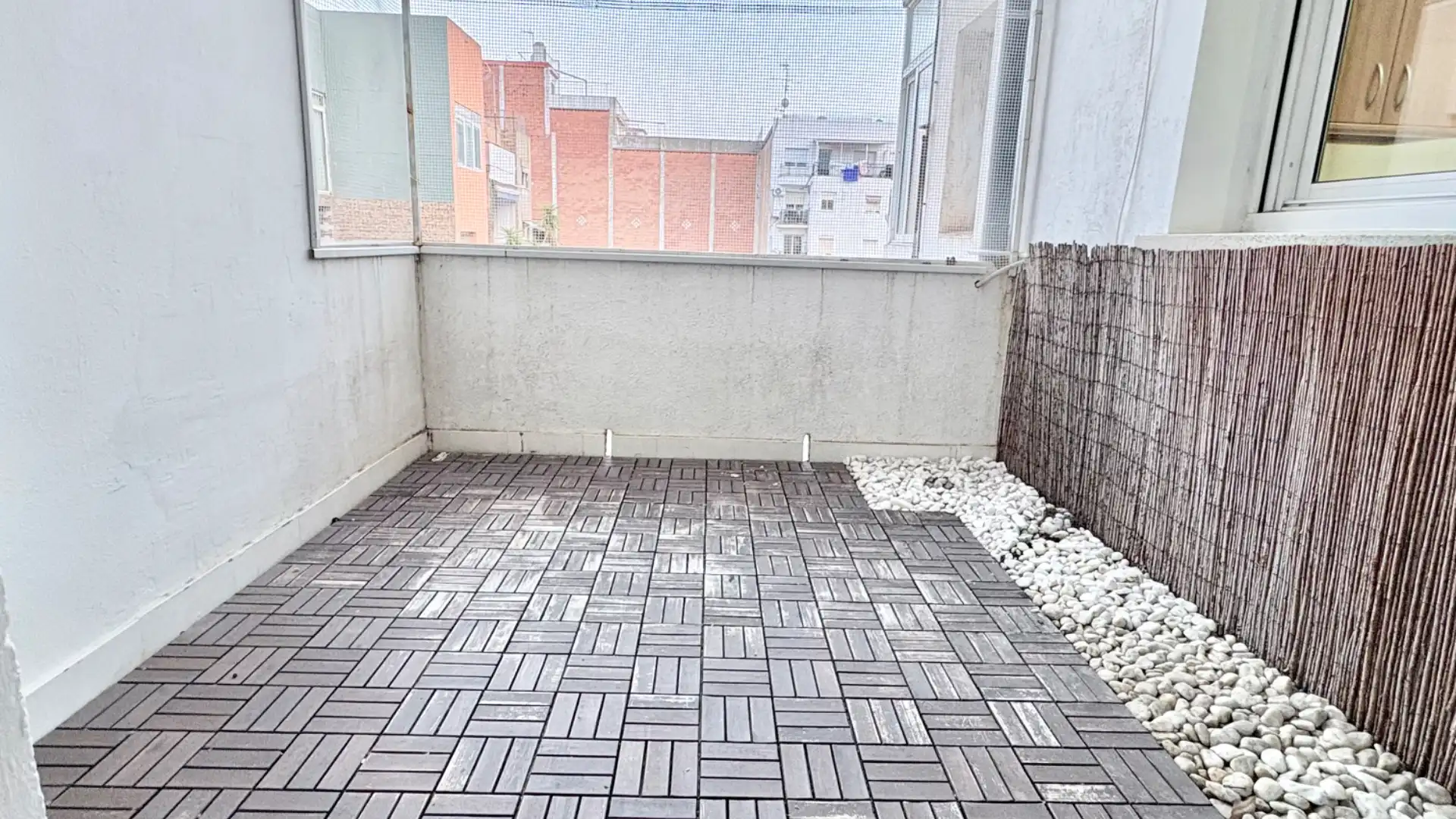 Flat for sale in Plaça Catalunya, Vinyets - Molí Vell