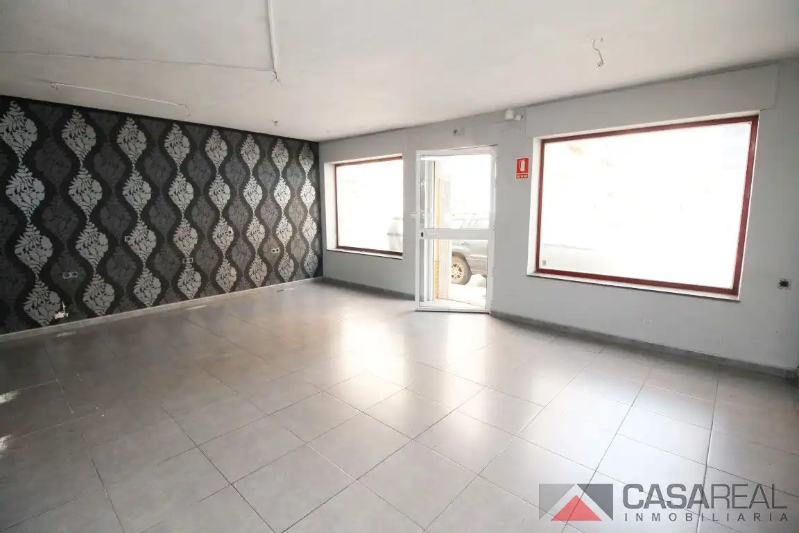 Local comercial en venda a N/A