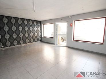 Local comercial en venda a N/A