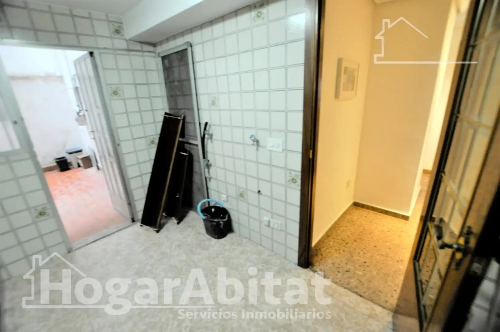 Wohnung zum Verkauf in Valencia mit Klimaanlage, Heizung und Terrasse