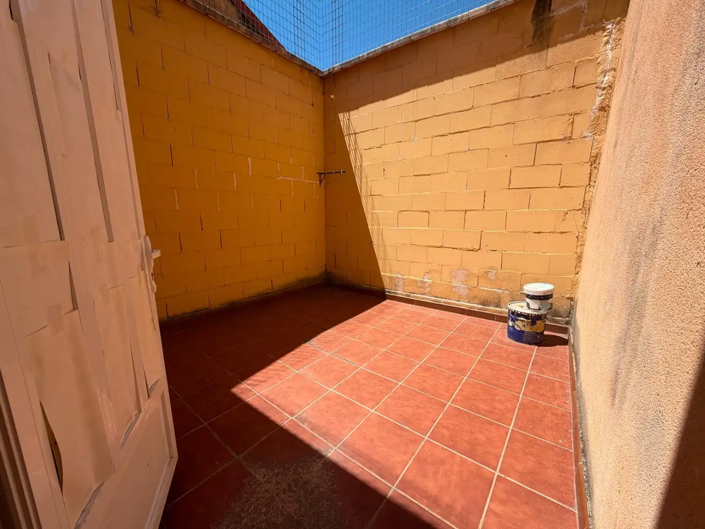 Balcony of Flat for sale in Fuensaldaña  with Heating, Terrace and Furnished