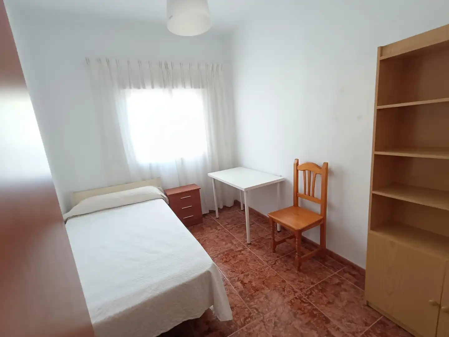 Flat for rent in Calle Calle de la Paloma, 9, Pajaritos