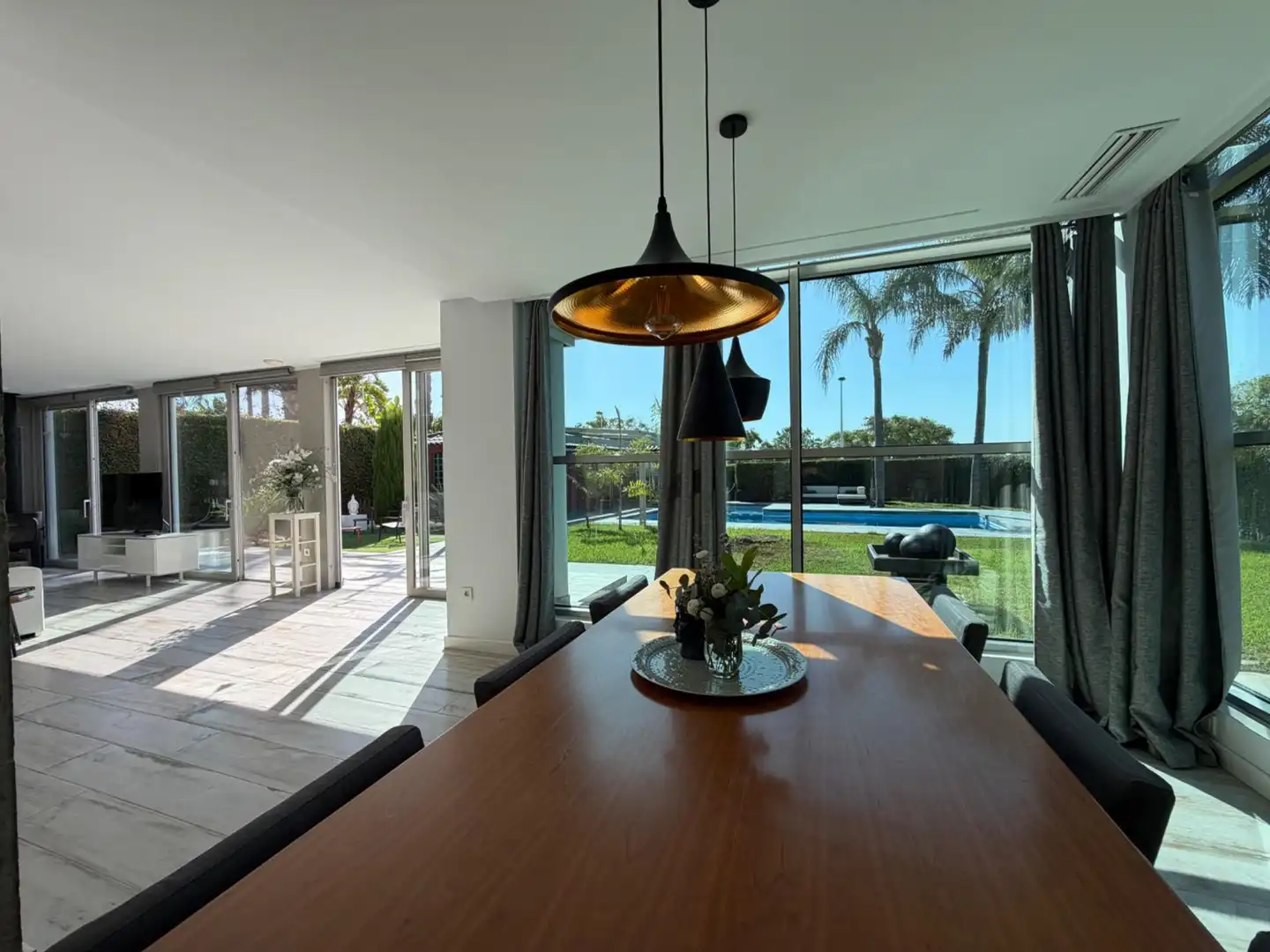 Comedor de Casa o chalet de alquiler en Elche / Elx con Aire acondicionado, Calefacción y Jardín privado