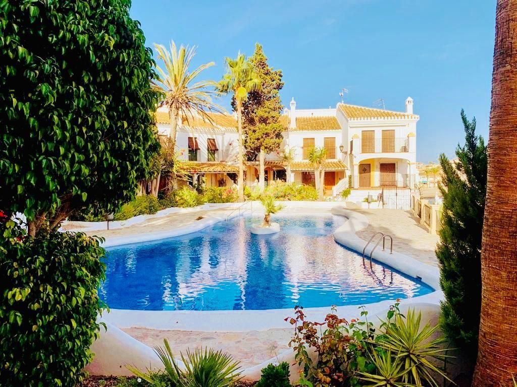 Piscina de Casa o xalet de lloguer en Águilas amb Aire condicionat, Terrassa i Piscina