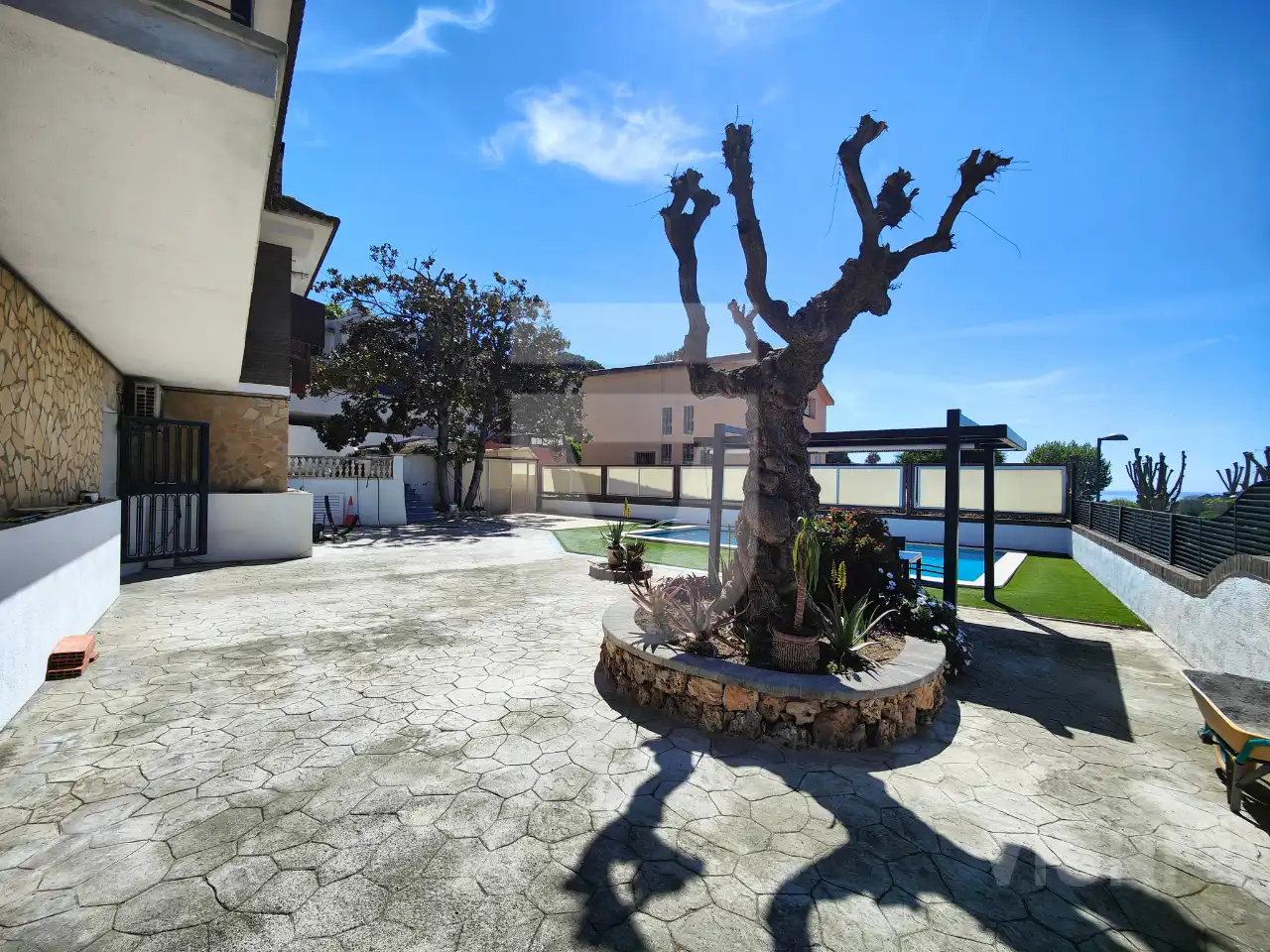 Piscina de Casa o chalet en venta en Tiana con Aire acondicionado, Calefacción y Jardín privado