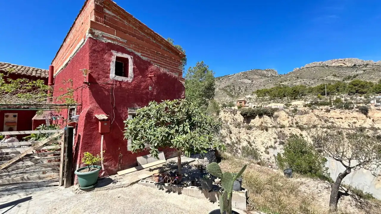Haus mit Garten zum Verkauf in Relleu, imagen 35