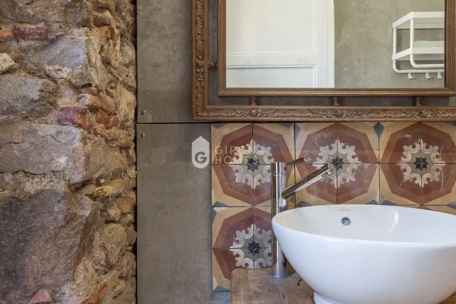 Bathroom of Apartments for sale in Girona  with Heating, Private garden and Terrace