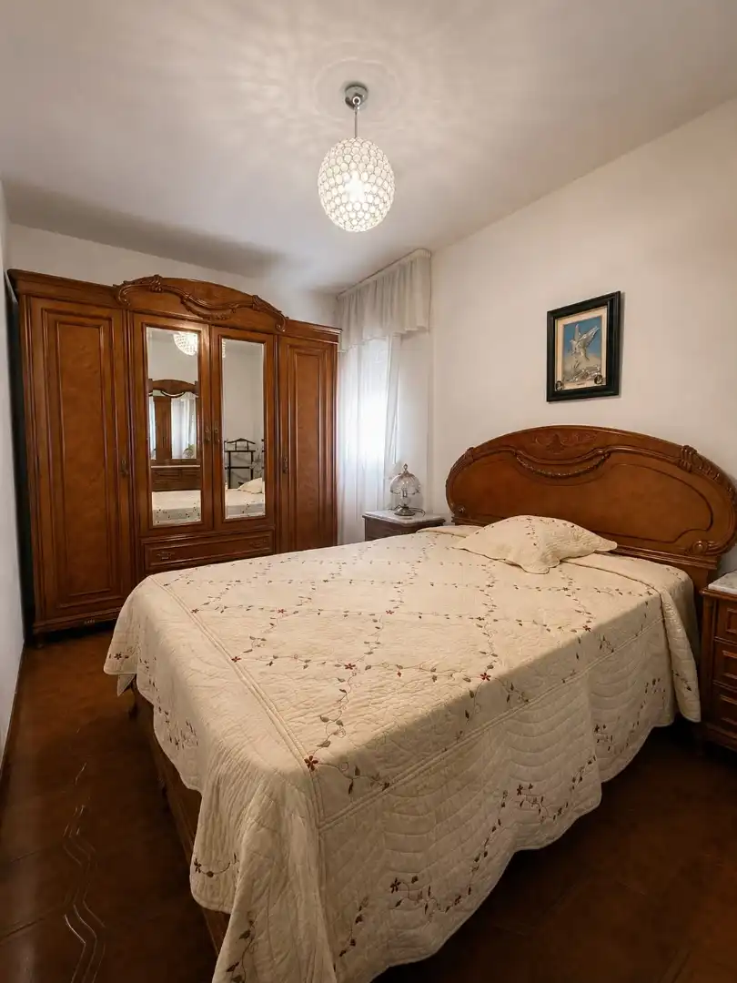 Bedroom of Flat for sale in Sevilla