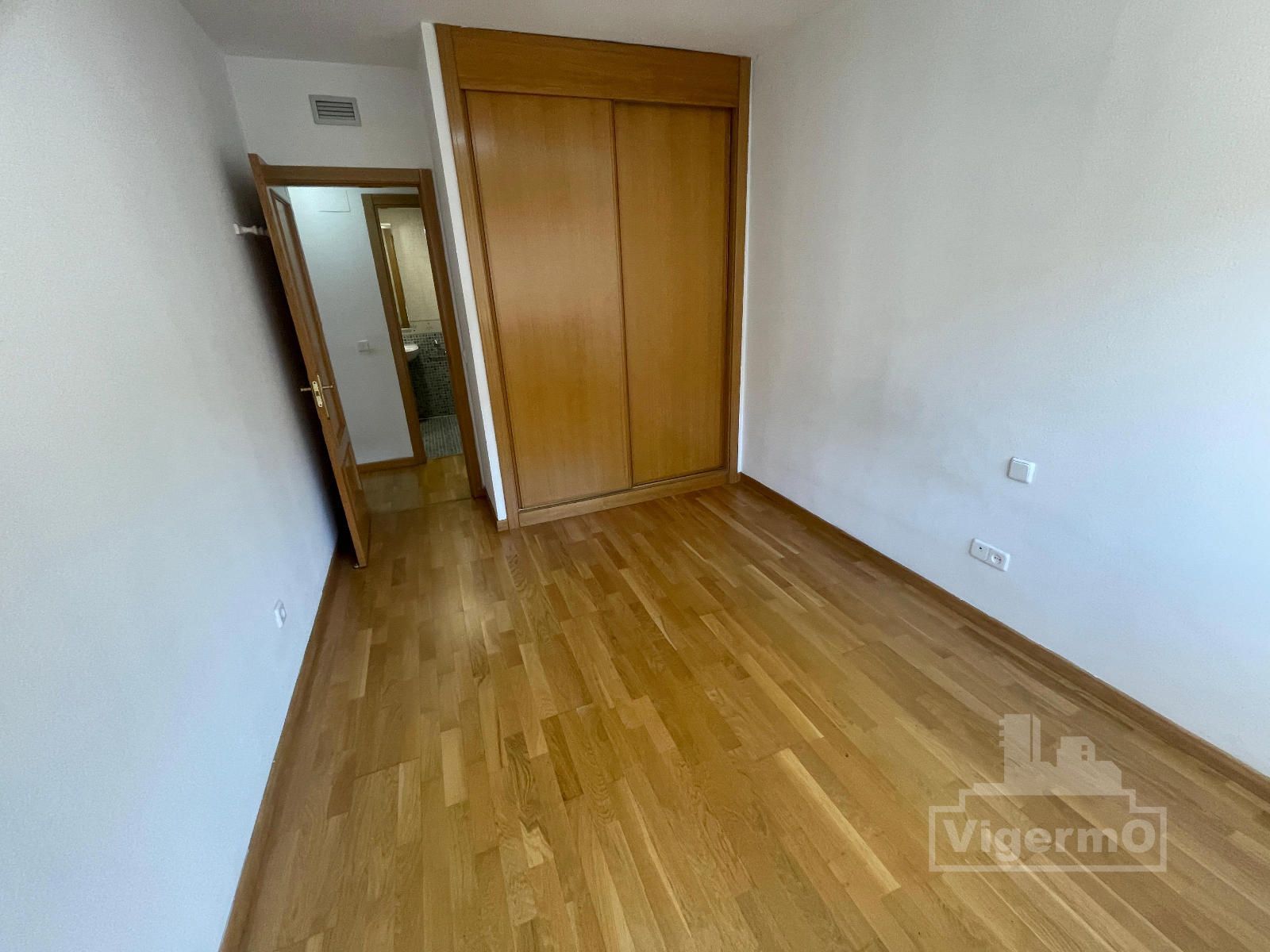 Bedroom of Flat for sale in Torrejón de Ardoz  with Heating, Storage room and Swimming Pool