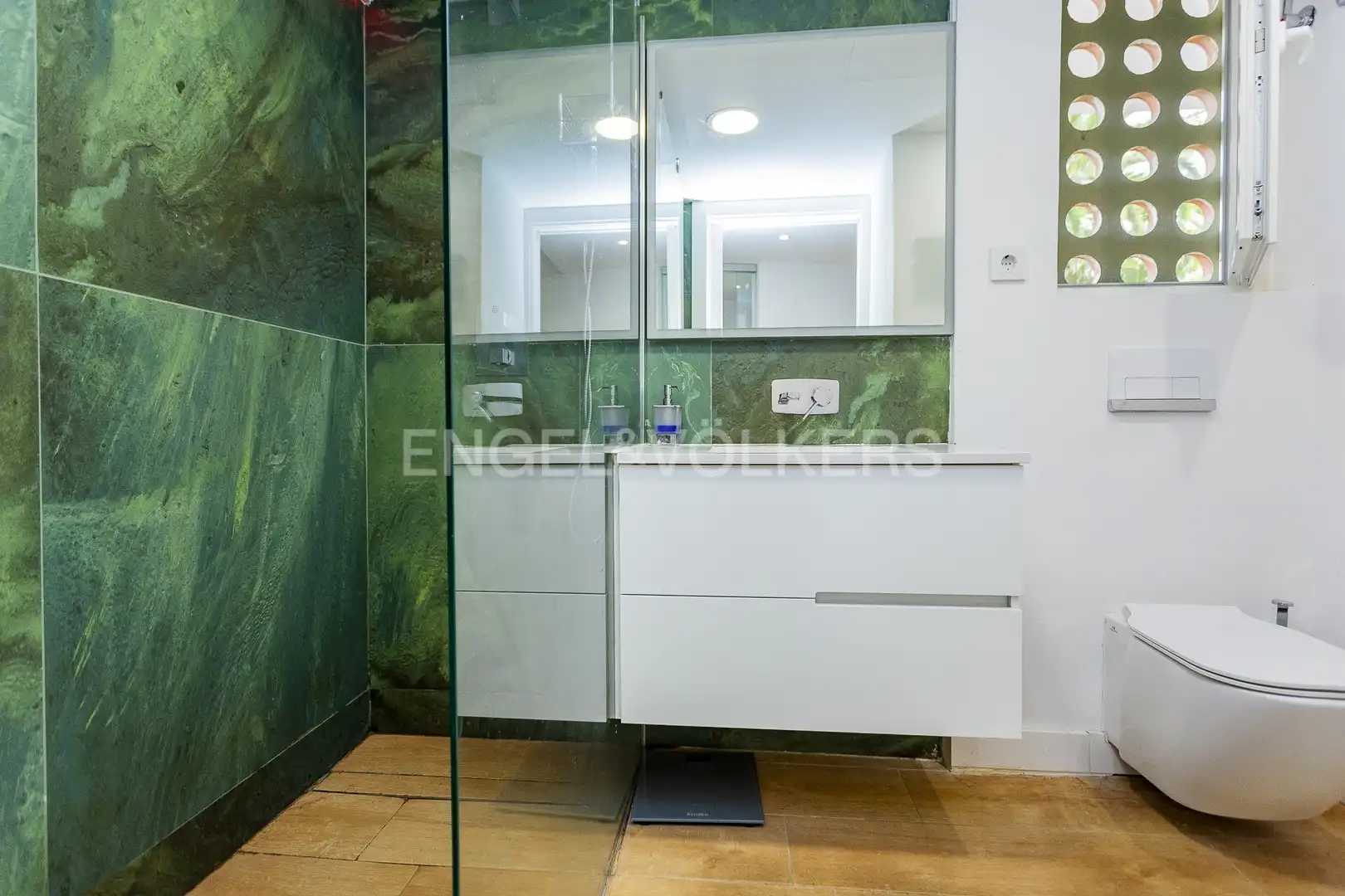 Bathroom of Flat for rent in Sitges  with Air Conditioner, Heating and Swimming Pool