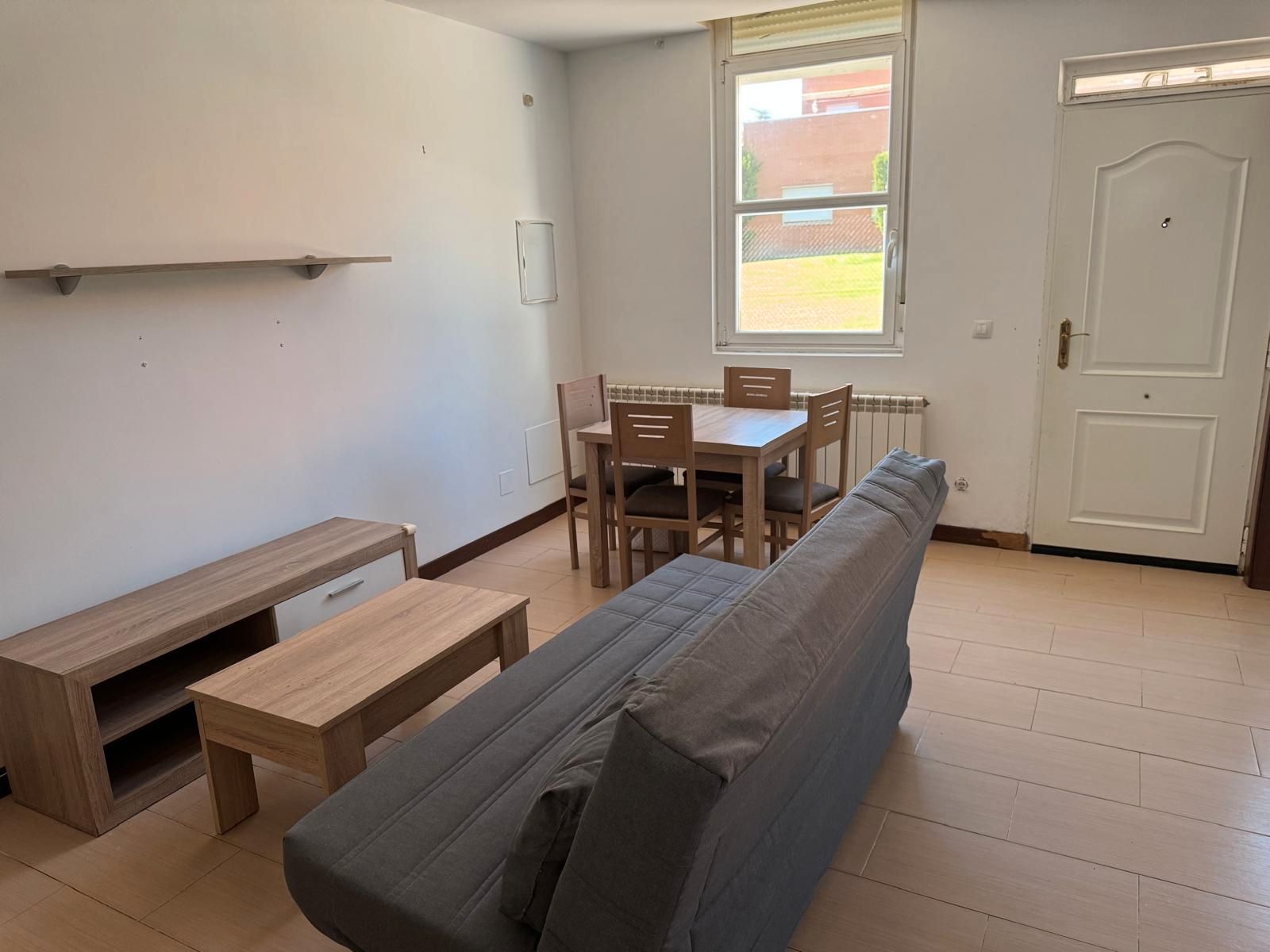 Living room of Flat to rent in Palencia Capital  with Heating, Furnished and Oven