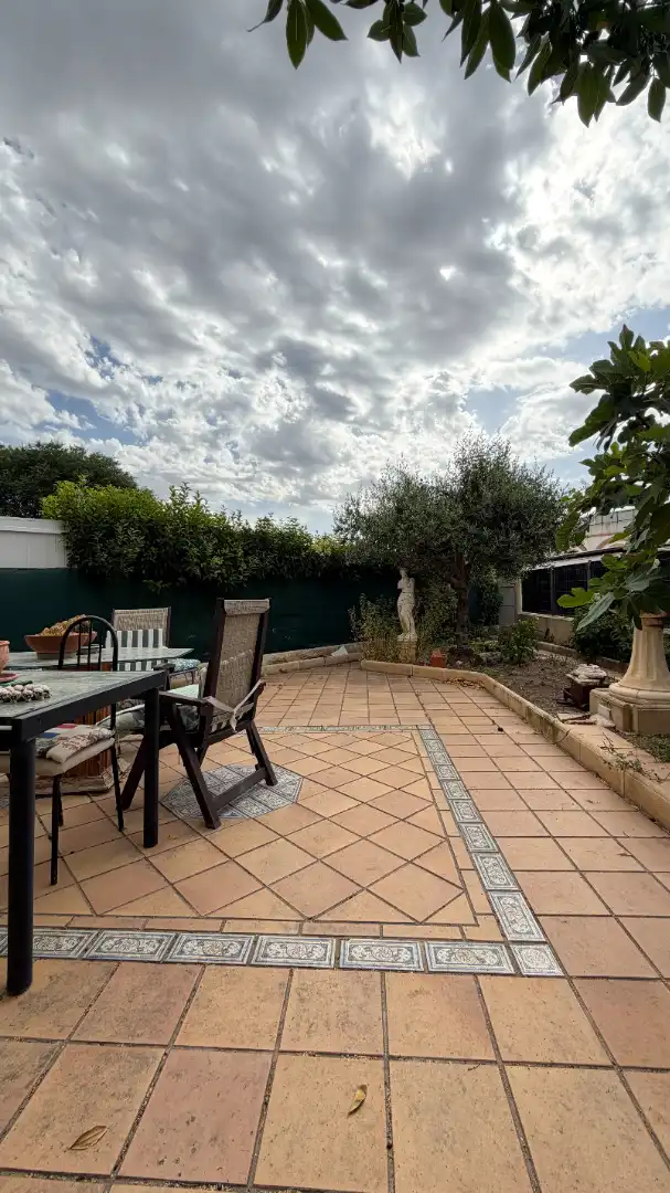 Terrassa de Casa adosada en venda en Torres de la Alameda amb Aire condicionat, Calefacció i Jardí privat