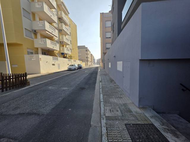 Garaje en Alquiler en Moncófar Playa