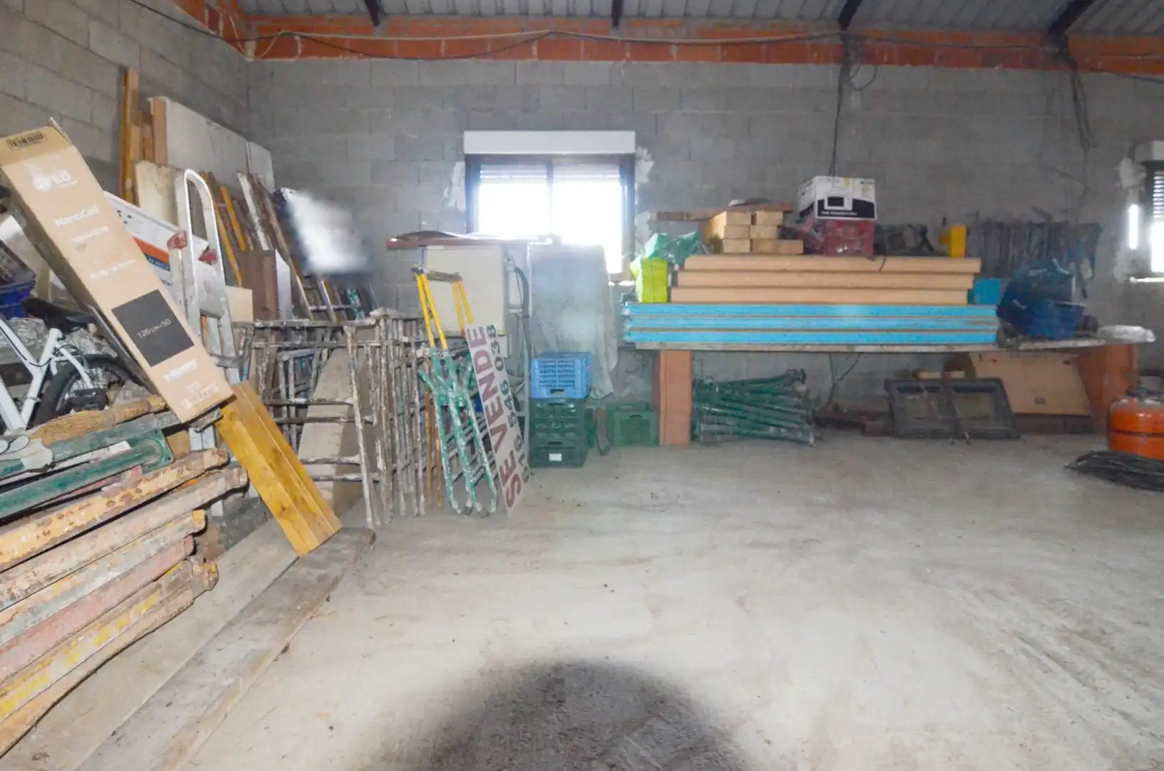 Industrial buildings for sale in Calvarrasa de Arriba