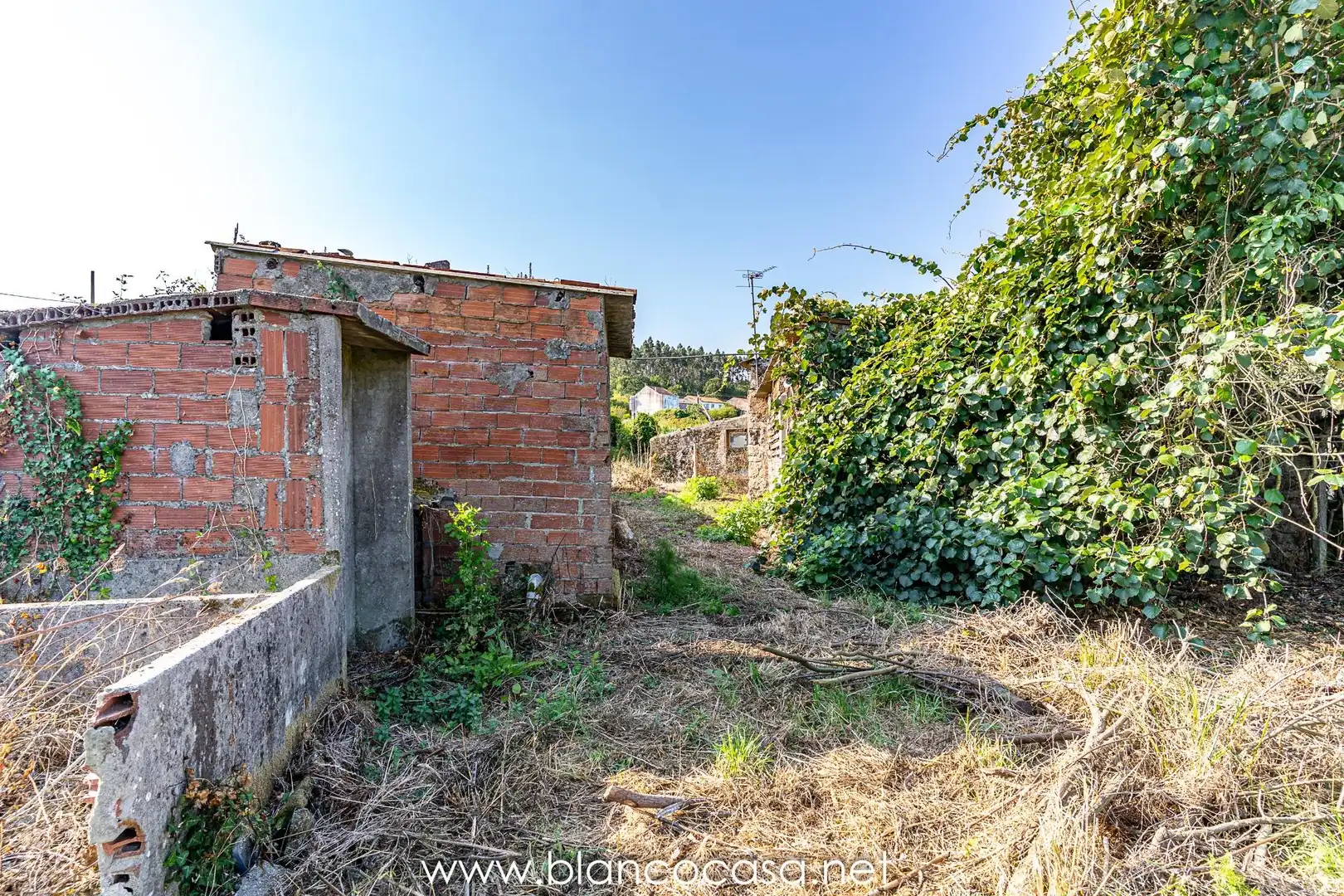 Houses for sale in Carballo  with Private garden