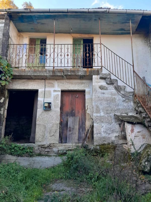 Exterior view of House or chalet for sale in Covelo  with Private garden and Balcony