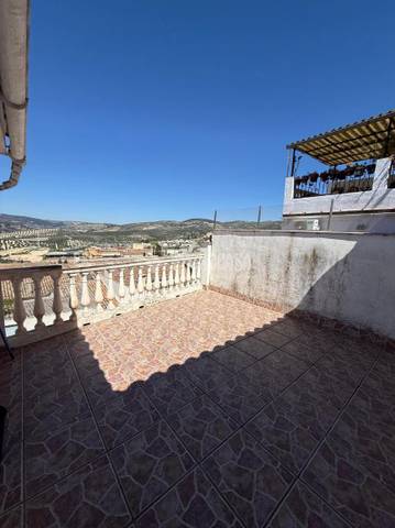 Casa adosada en Venta en Montefrío