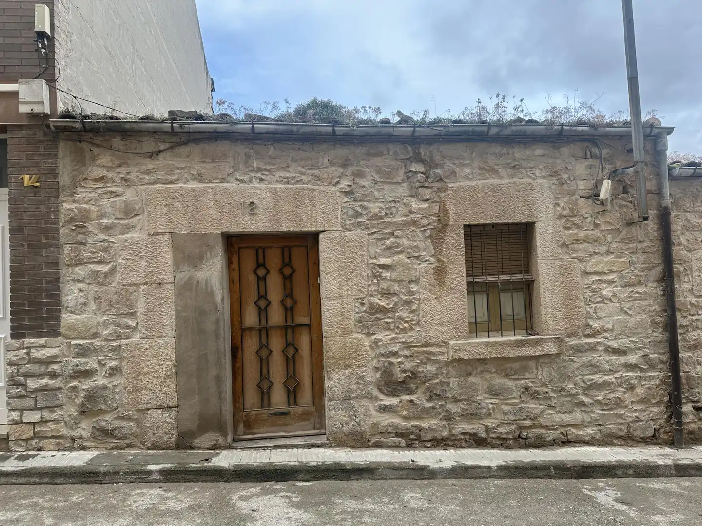 Vista exterior de Finca rústica en venda en Tàrrega amb Terrassa