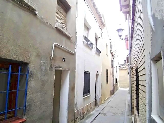 Vista exterior de Casa adosada en venda en Binaced