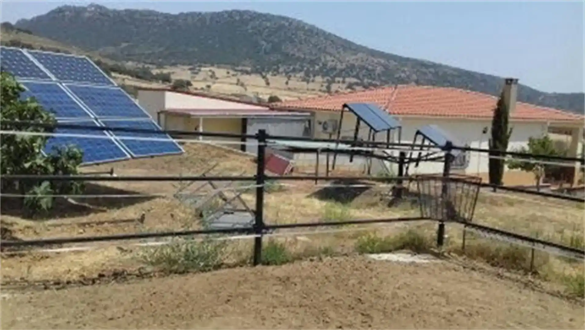 Finca rústica en venda en Peñalsordo amb Aire condicionat, Piscina i Moblat