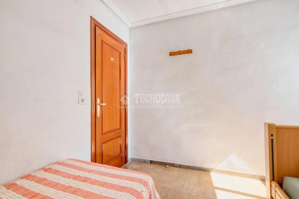 Bedroom of Flat for sale in Salamanca  with Heating and Balcony