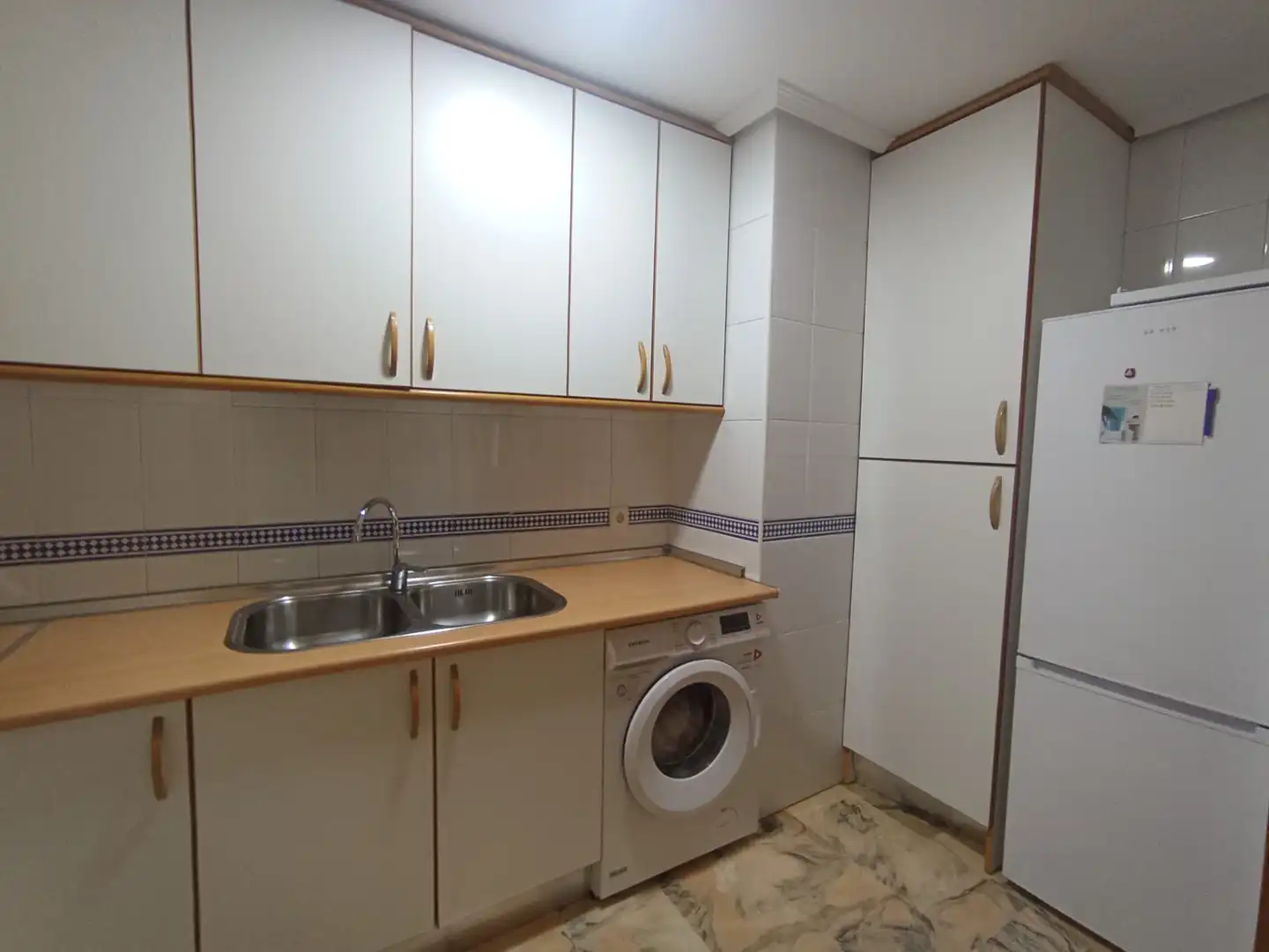 Cocina de Apartamento de alquiler en Córdoba con Aire acondicionado, Calefacción y Amueblado
