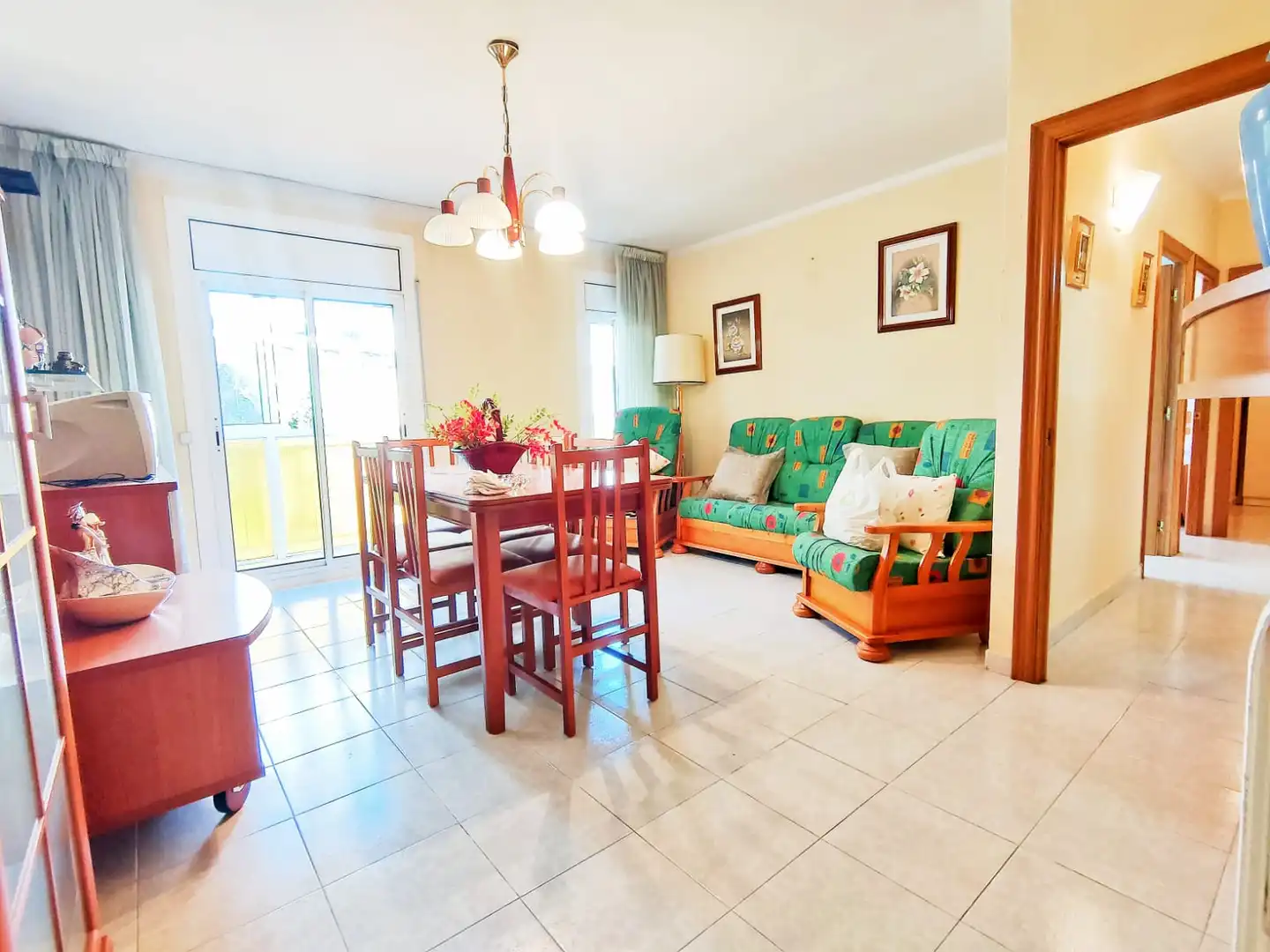 Living room of Flat for sale in Berga  with Heating, Furnished and Balcony