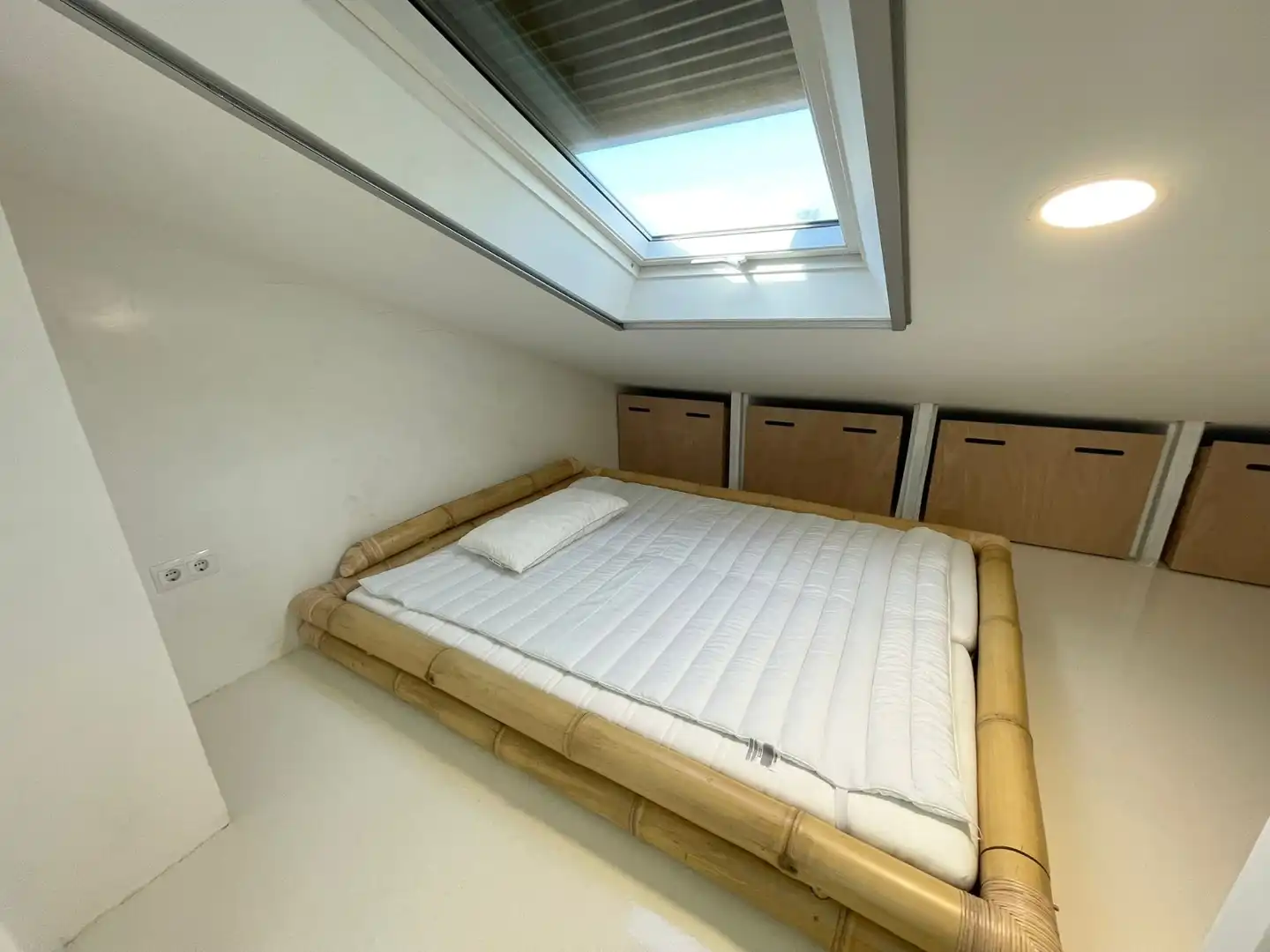 Habitación de Dúplex de alquiler en Marbella con Aire acondicionado, Terraza y Amueblado