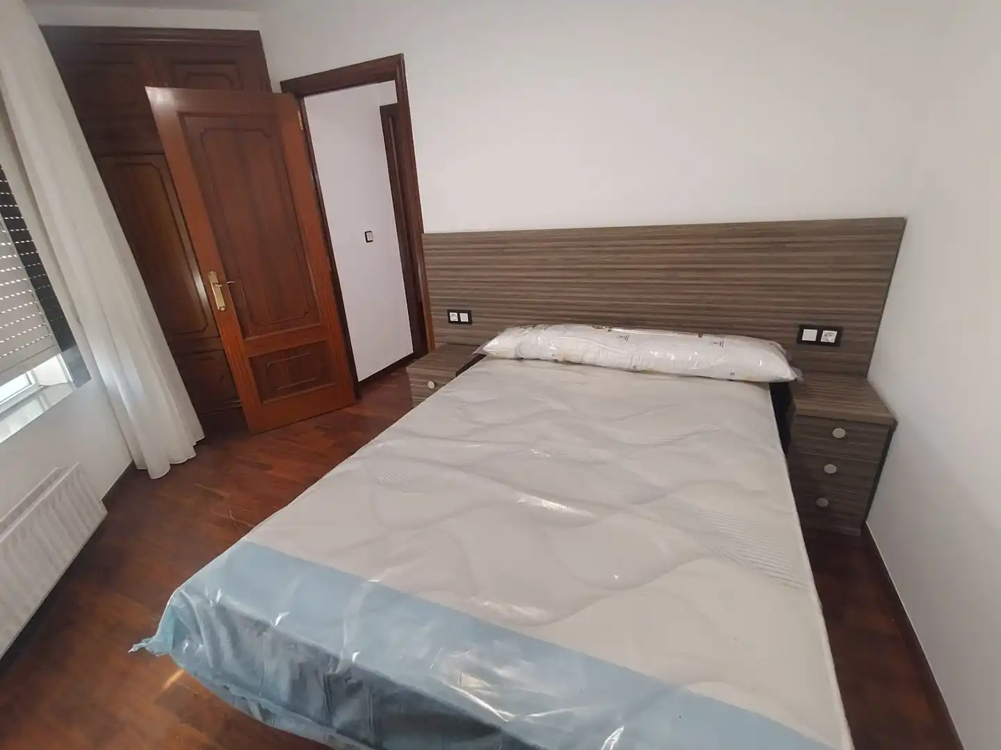 Bedroom of Flat for rent in Santiago de Compostela   with Heating, Furnished and Oven