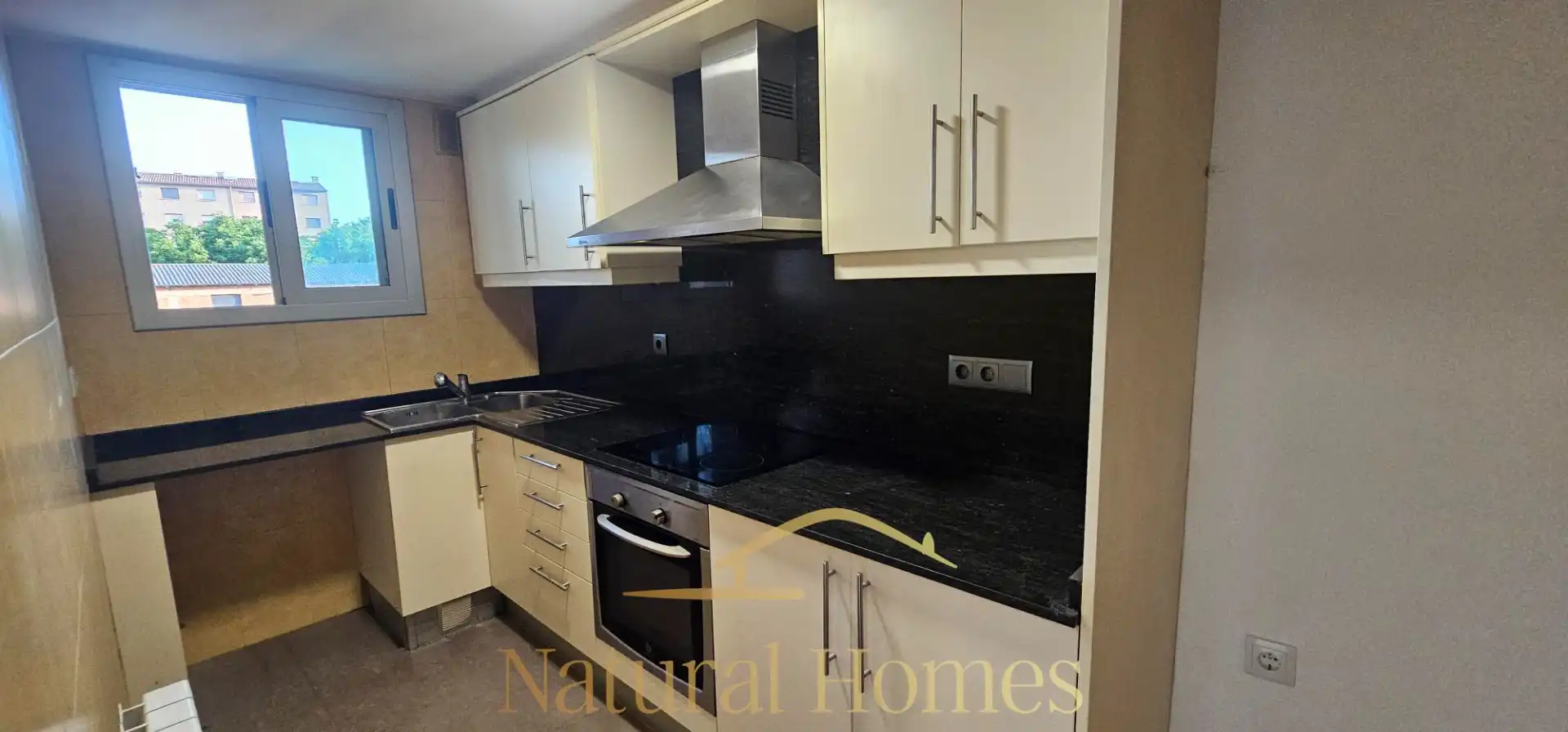Cocina de Ático en venta en Santa Eugènia de Berga con Calefacción, Parquet y Terraza