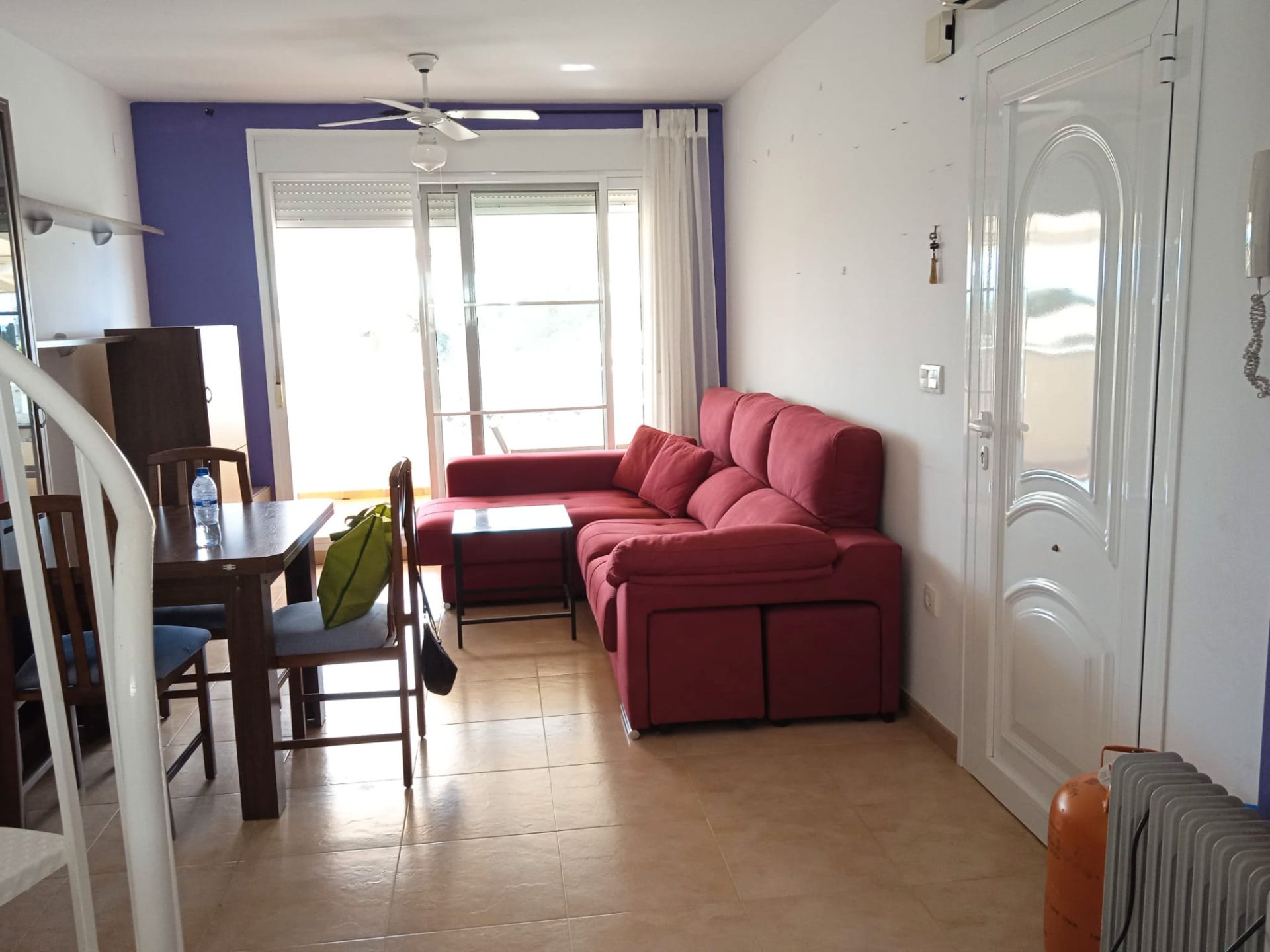 Sala d'estar de Apartament de lloguer en Vinaròs amb Aire condicionat, Terrassa i Moblat