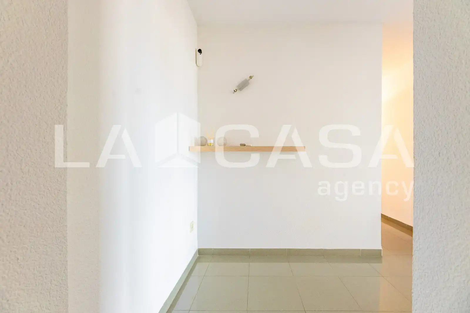 Piso con terraza en venta en Carrer de Sèneca, imagen 3