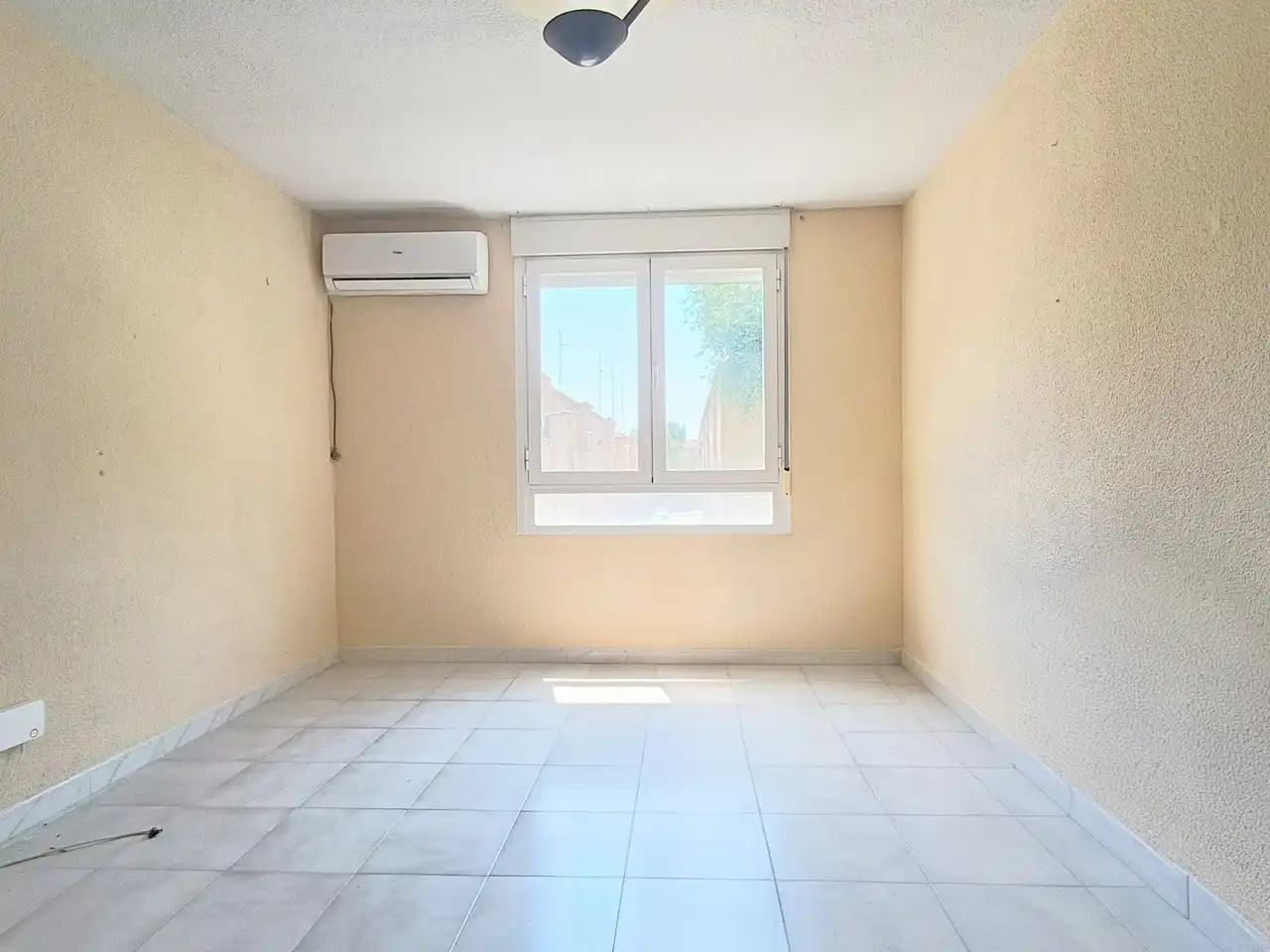 Habitación de Piso en venta en Madrid con Aire acondicionado, Terraza y Horno