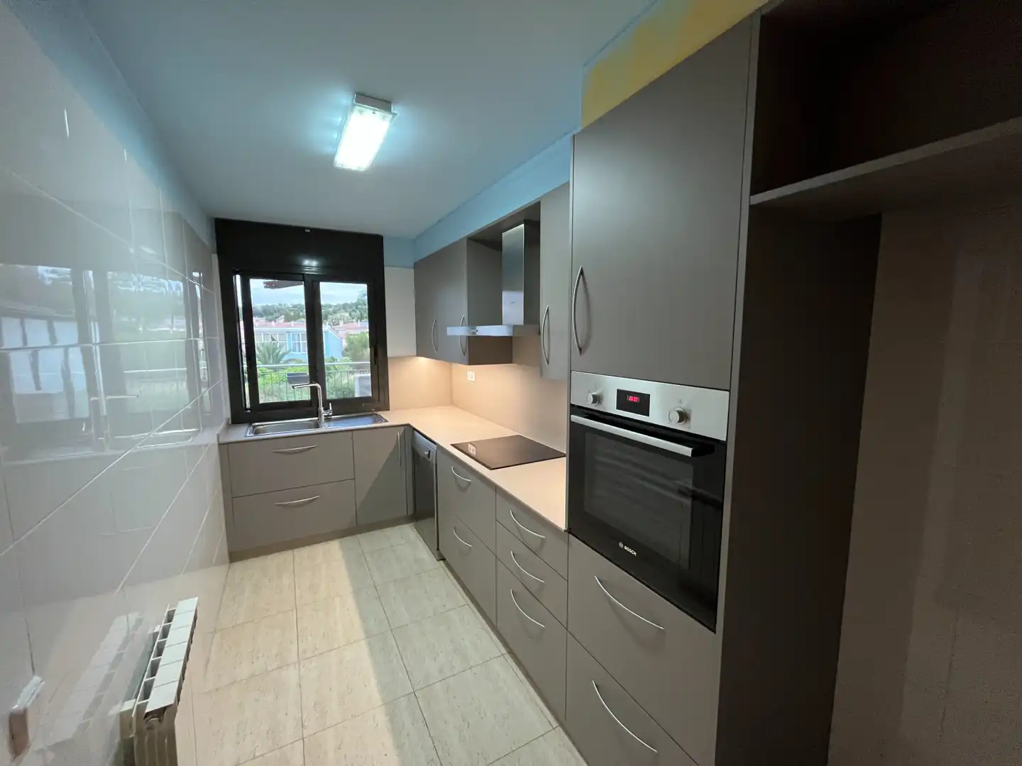 Kitchen of Flat for sale in Cassà de la Selva  with Air Conditioner, Heating and Parquet flooring