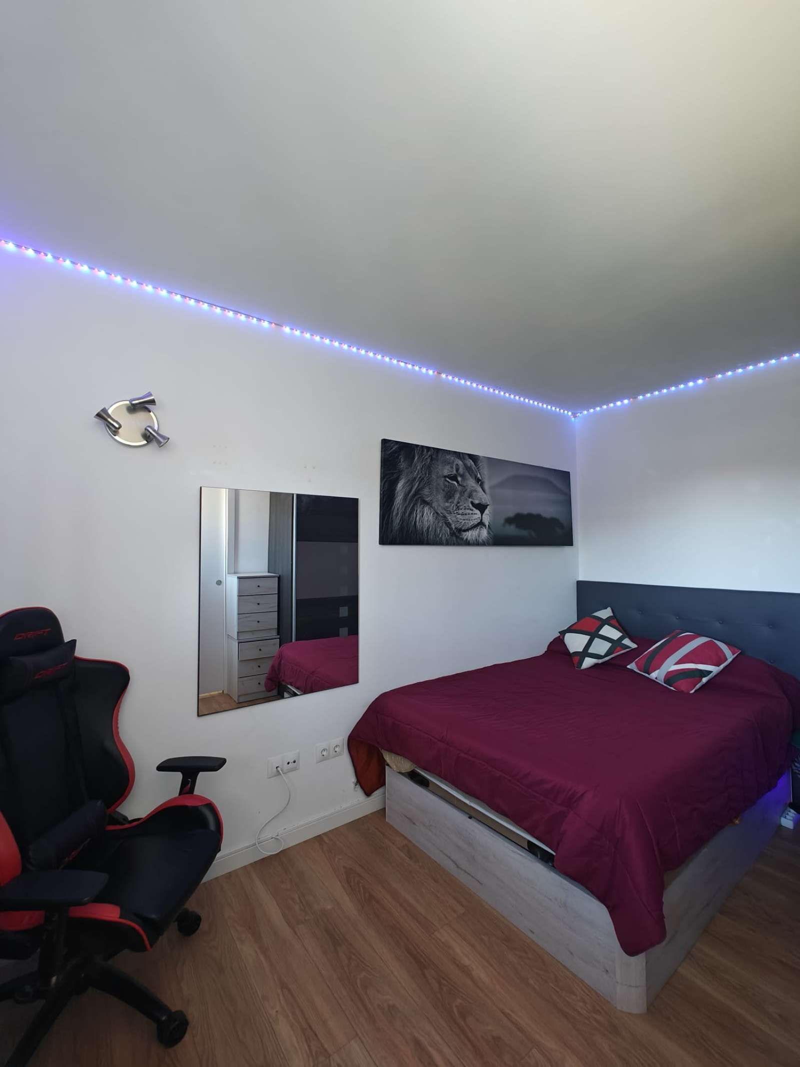 Habitación de Piso para compartir en  Barcelona Capital con Aire acondicionado y Terraza