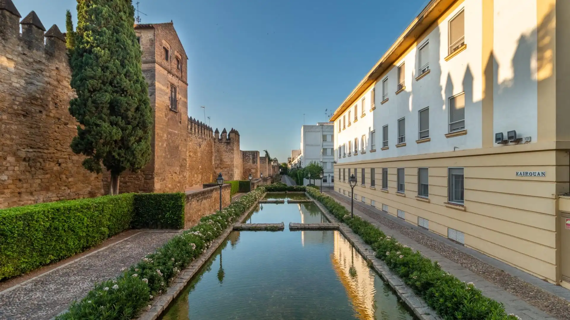 Vista exterior de Casa o chalet en venta en Córdoba con Terraza, Trastero y Amueblado