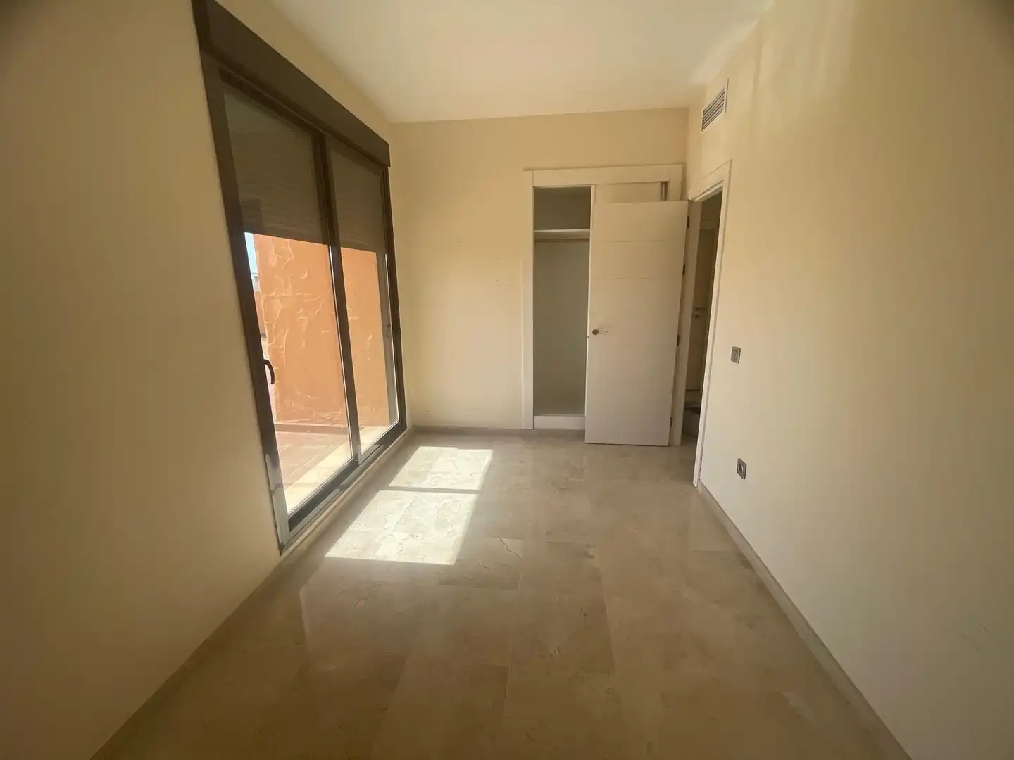 Flat for sale in C/ Cartajima, Riviera del Sol