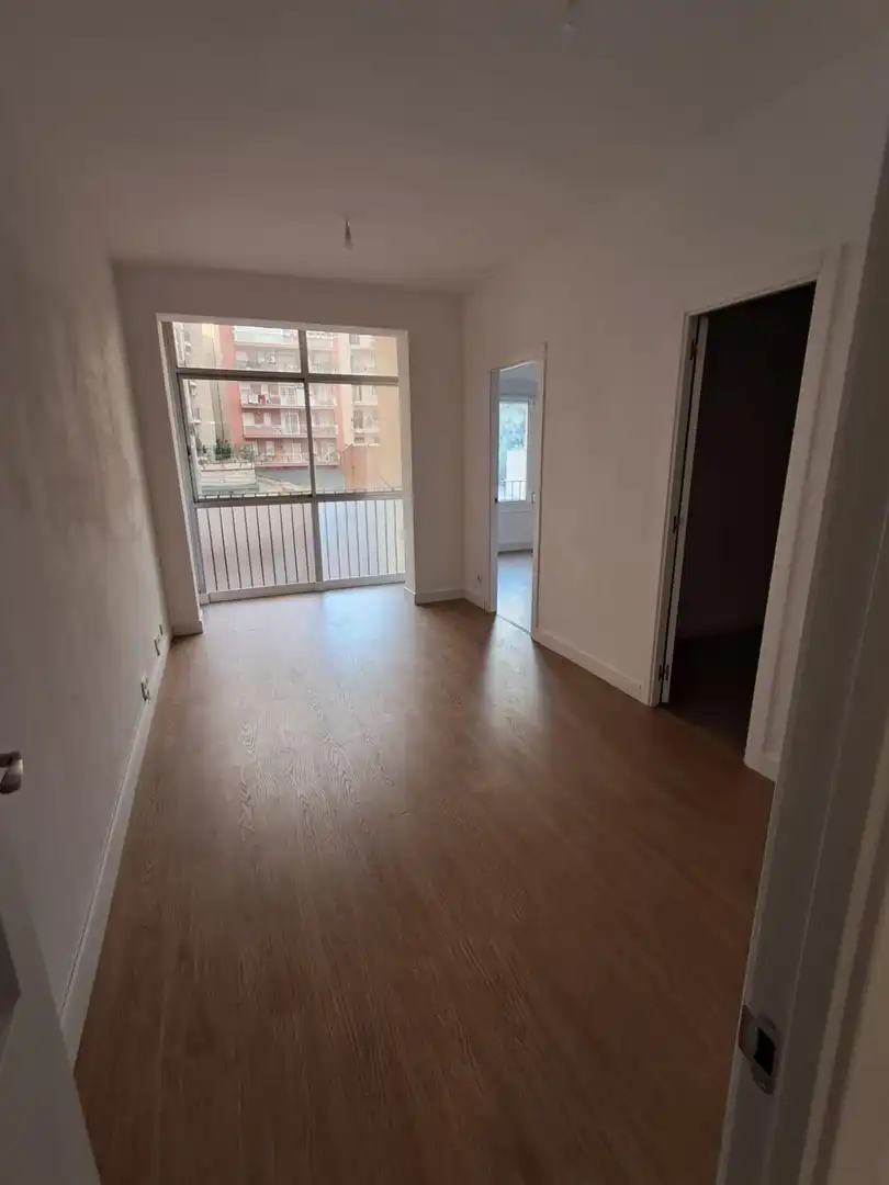 Piso con ascensor en venta en Calle ENTENÇA