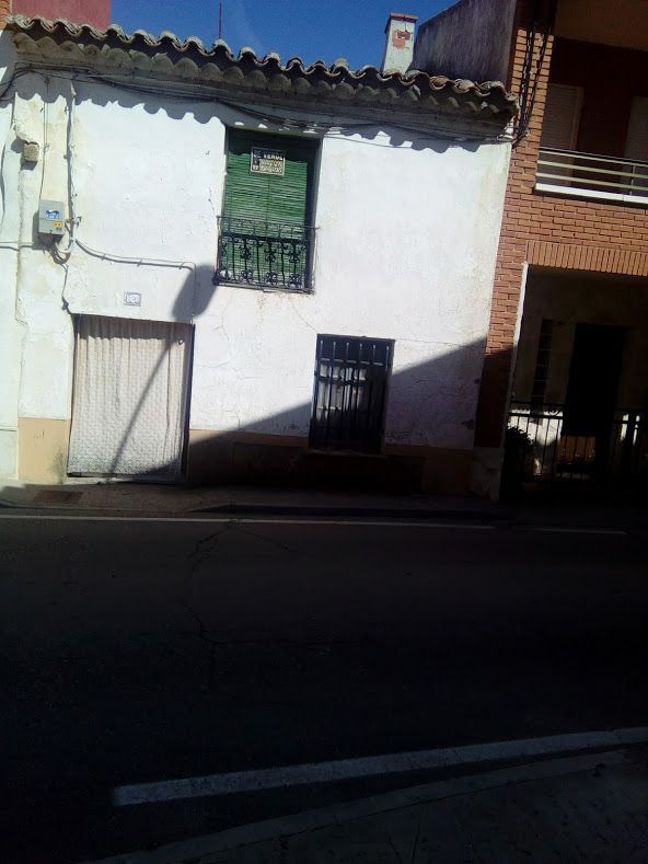 Vista exterior de Casa o xalet en venda en Torrelobatón