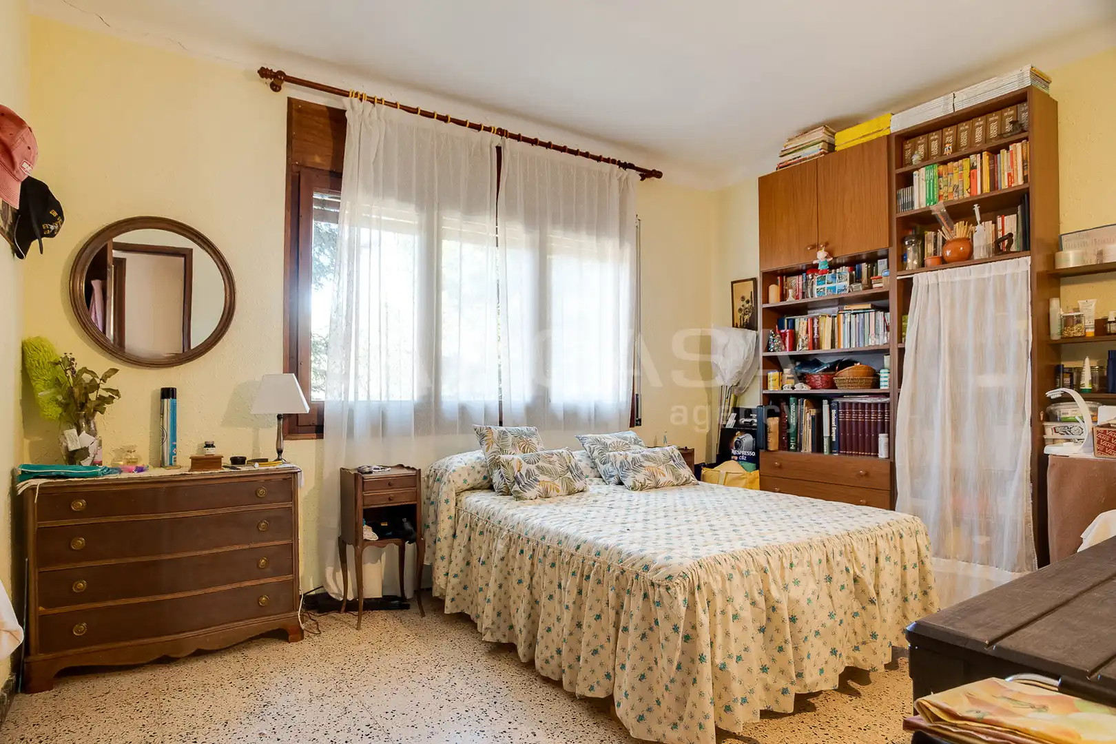 Dormitori de Casa o xalet en venda en Llinars del Vallès amb Jardí privat, Forn i Internet