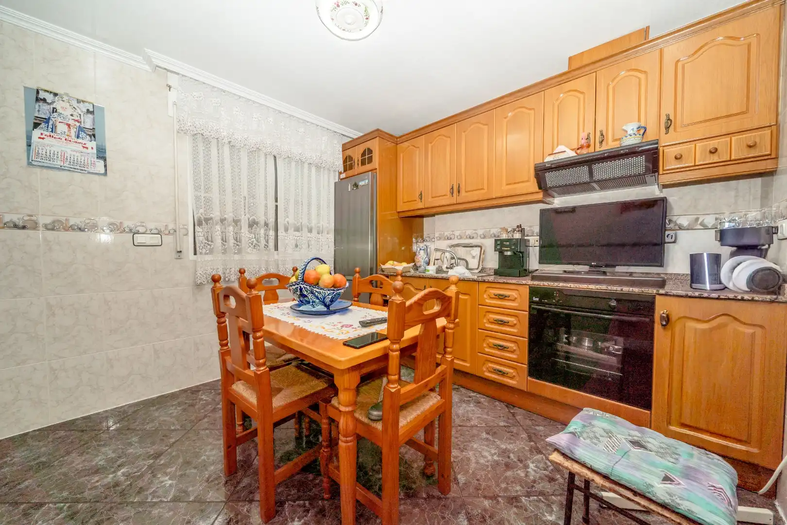 Cuina de Casa adosada en venda en San Pedro del Pinatar amb Aire condicionat, Jardí privat i Terrassa