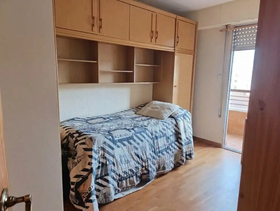 Habitación de Piso en venta en Elche / Elx con Aire acondicionado, Parquet y Terraza
