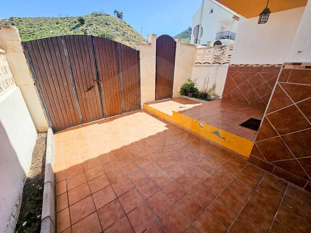 Casa adosada en Venta en Calle Poeta Alfonso Canales, 38 en Cártama pueblo