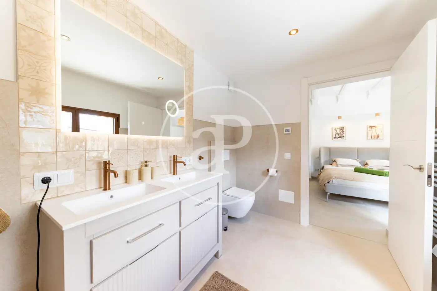 Baño de Piso en venta en Sóller con Aire acondicionado, Calefacción y Jardín privado