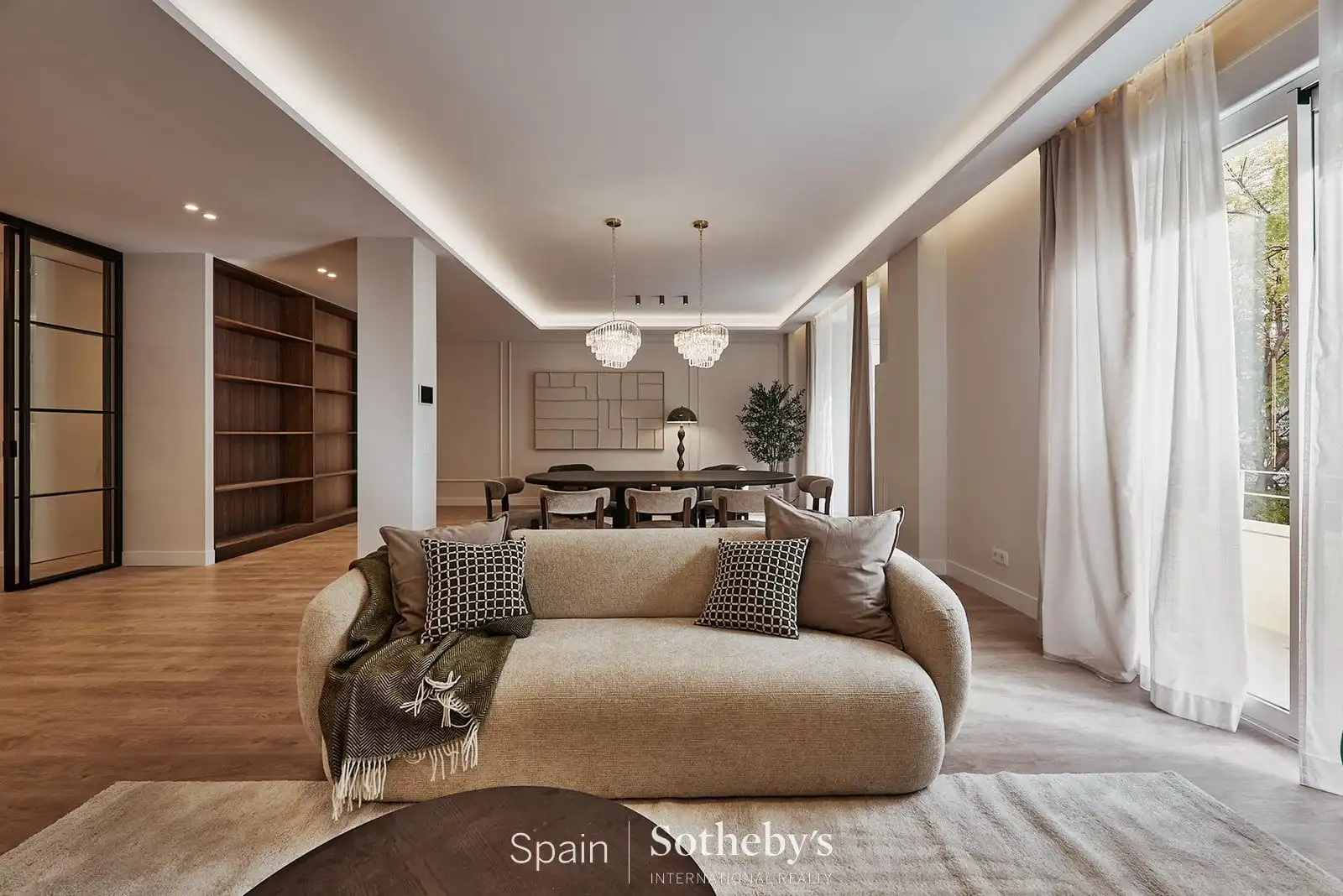 Apartamento con ascensor en venta en Calle Alcalá
